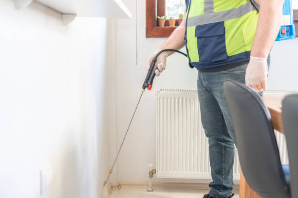 Best Best Pest Control Companies  in Evansville, WY